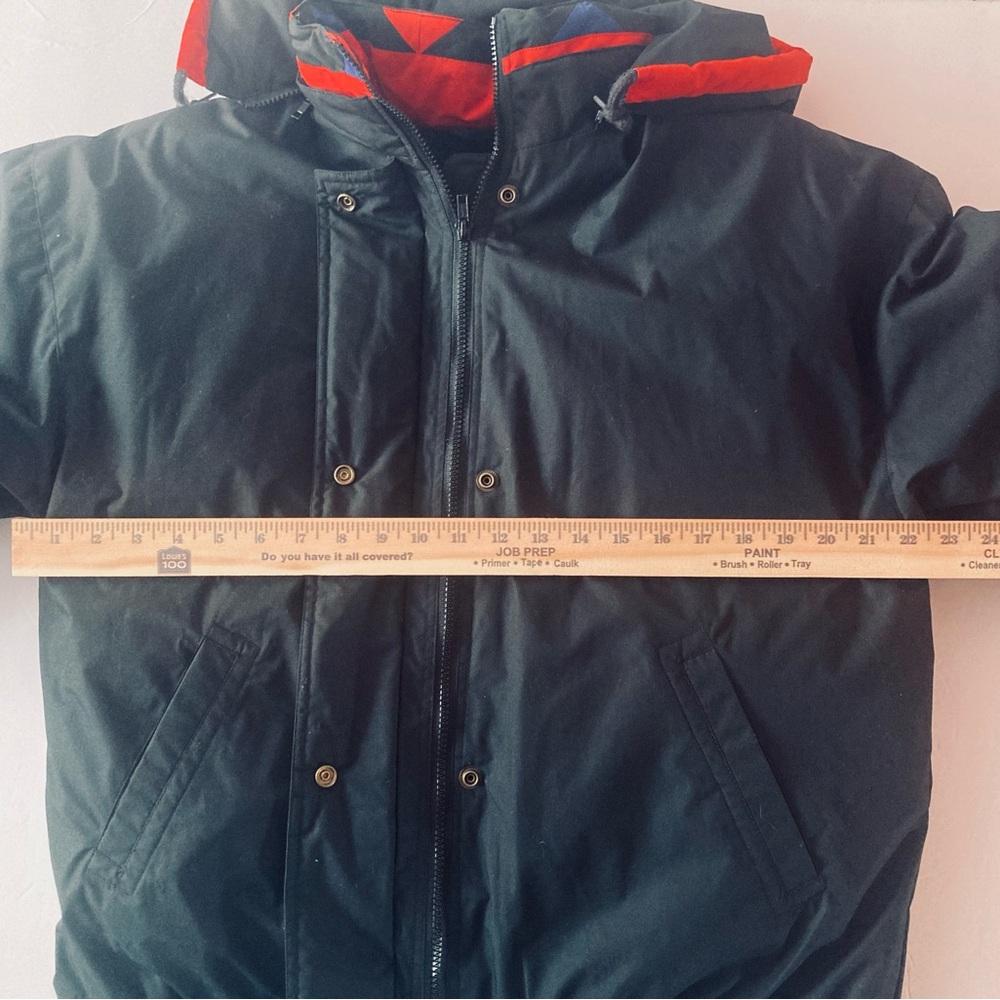 Ski Jacket Womens SZ M black with Southwestern design.Vintage London Fog. - Picture 12 of 15